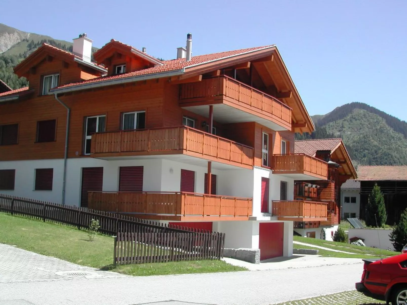 Haus Polishet, (Sedrun).