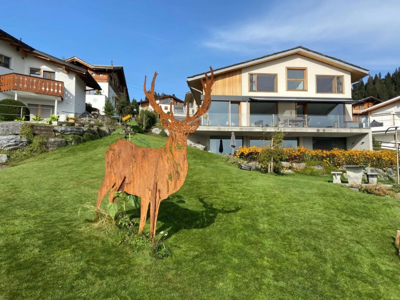 Casa Admisa, (Flims Dorf). 3.5 Ferienwohnung, 2 Duschen, 2 WC, 85 m2, für max.