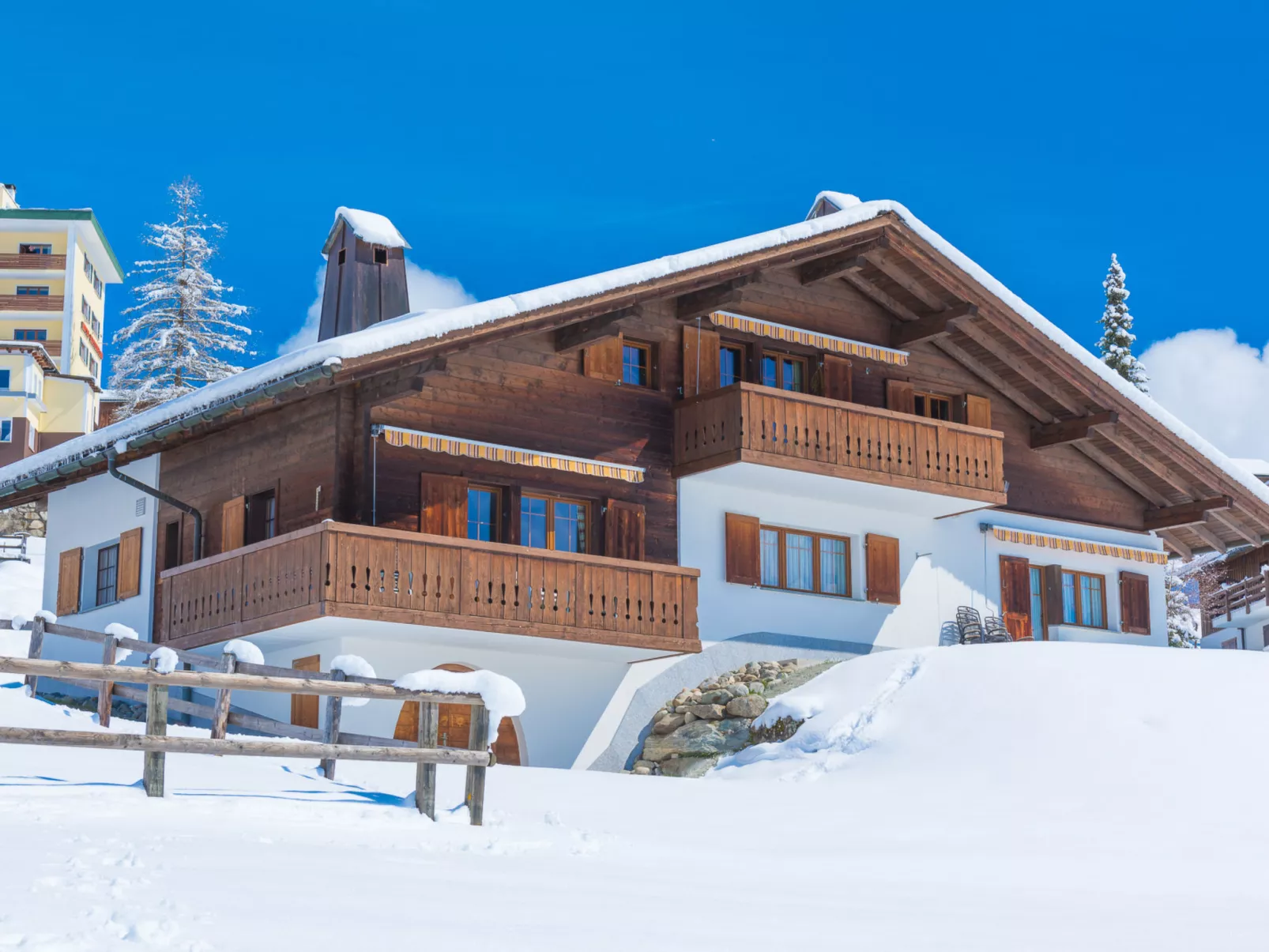 Casa Panorama Camartin, Brigels, (Breil/Brigels).
