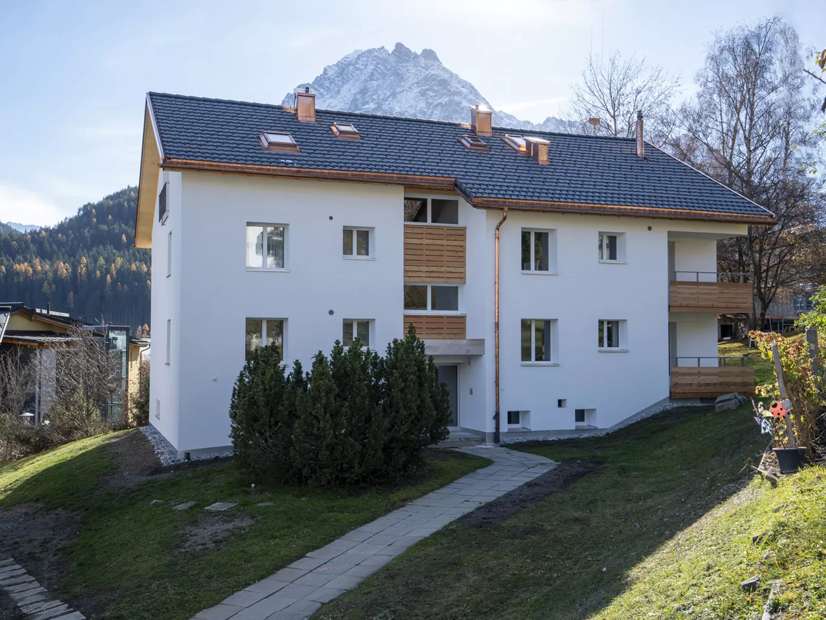 LANIUS, (Scuol).