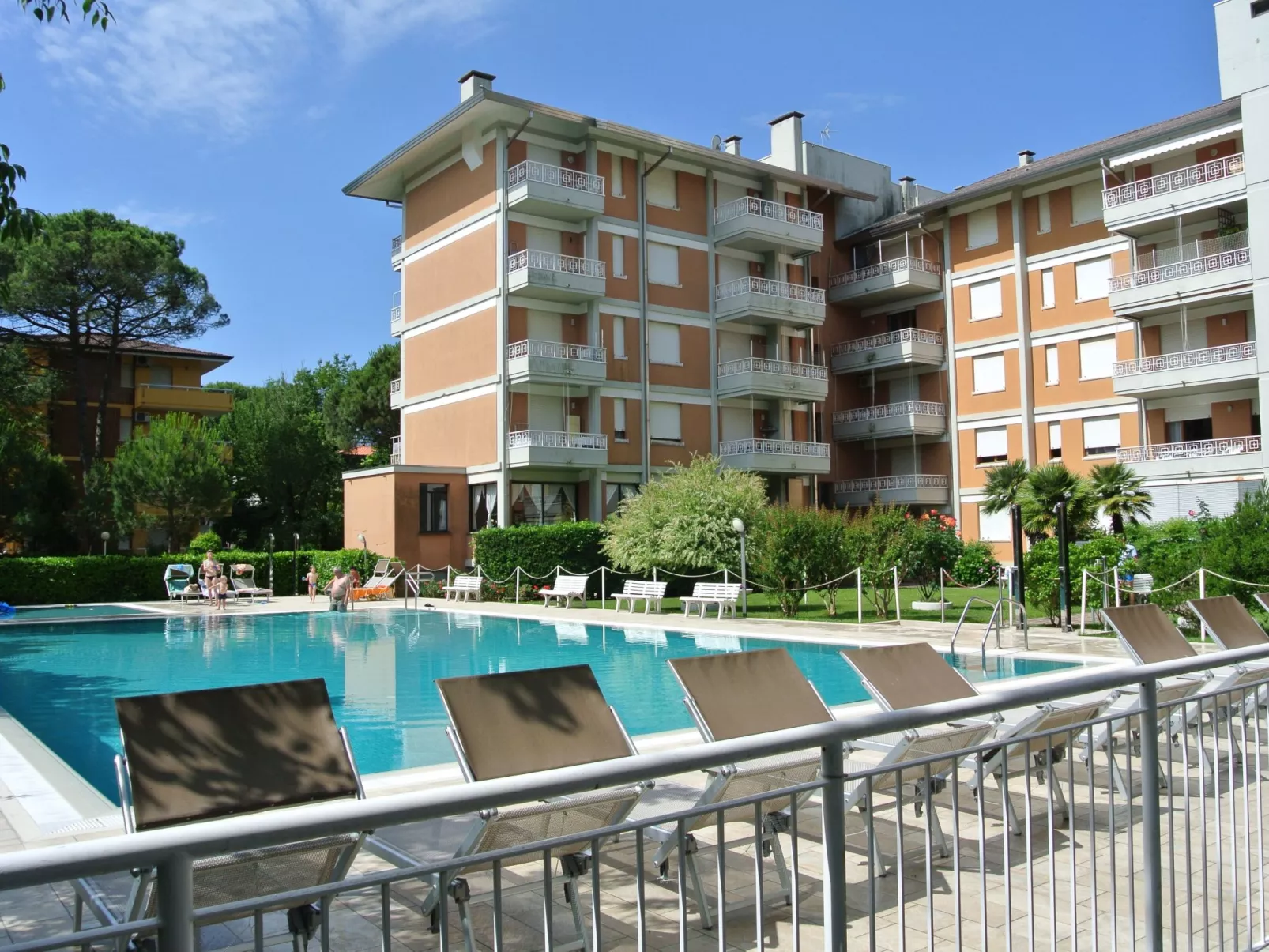Residence Gardena - Ferienwohnung 11 mit Pool