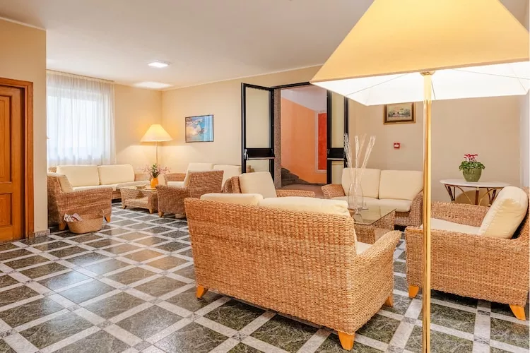 Rina Sea Apartments Bilo