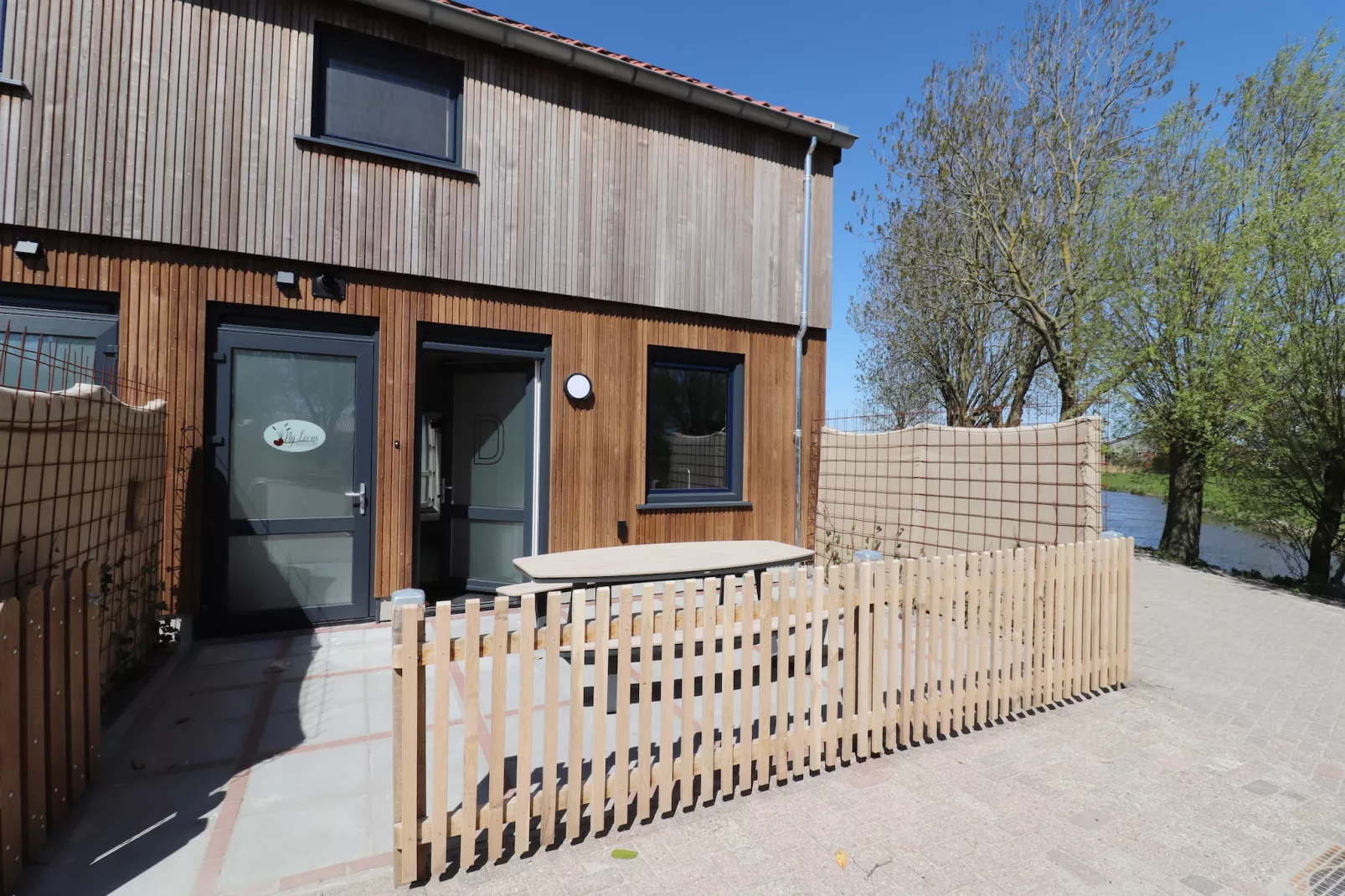 Moderne hoekvilla middenin Friesland