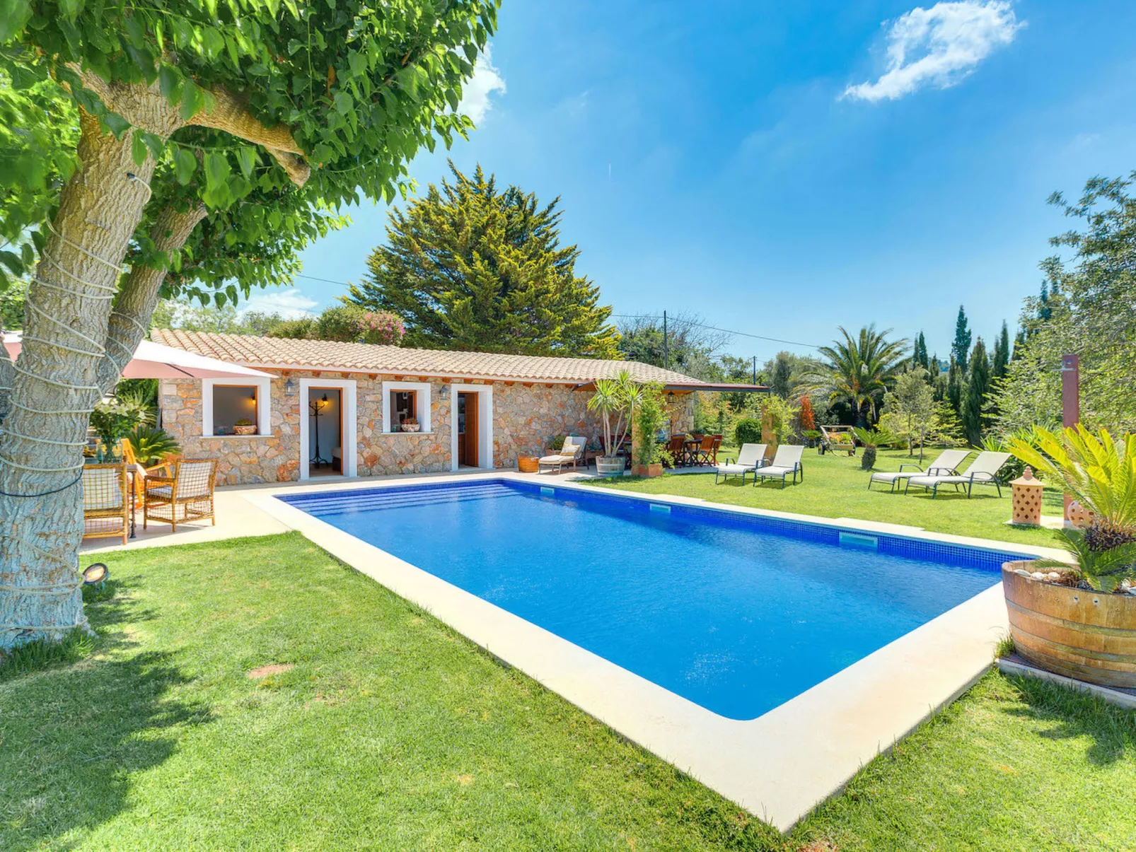VILLA CAN SION