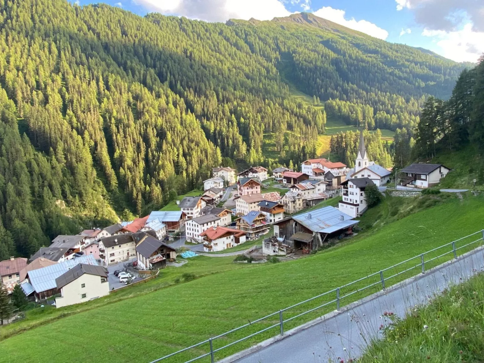 Chasa Uleiva, (Samnaun-Compatsch).