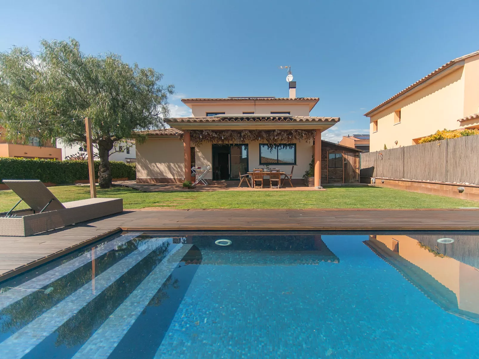 WELCS CASA 231 PDA con piscina