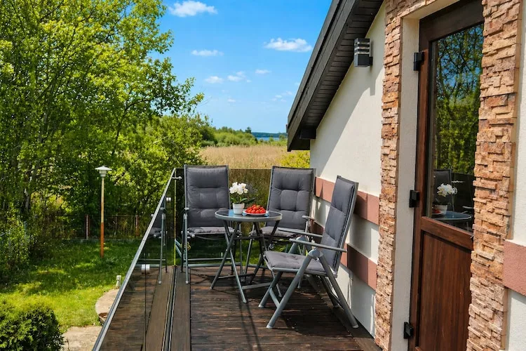 Komfortowy apartament z basenem i jacuzzi w Międzywodziu