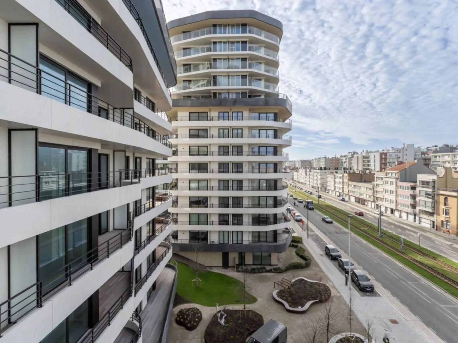 The Waves with parking - Buiten