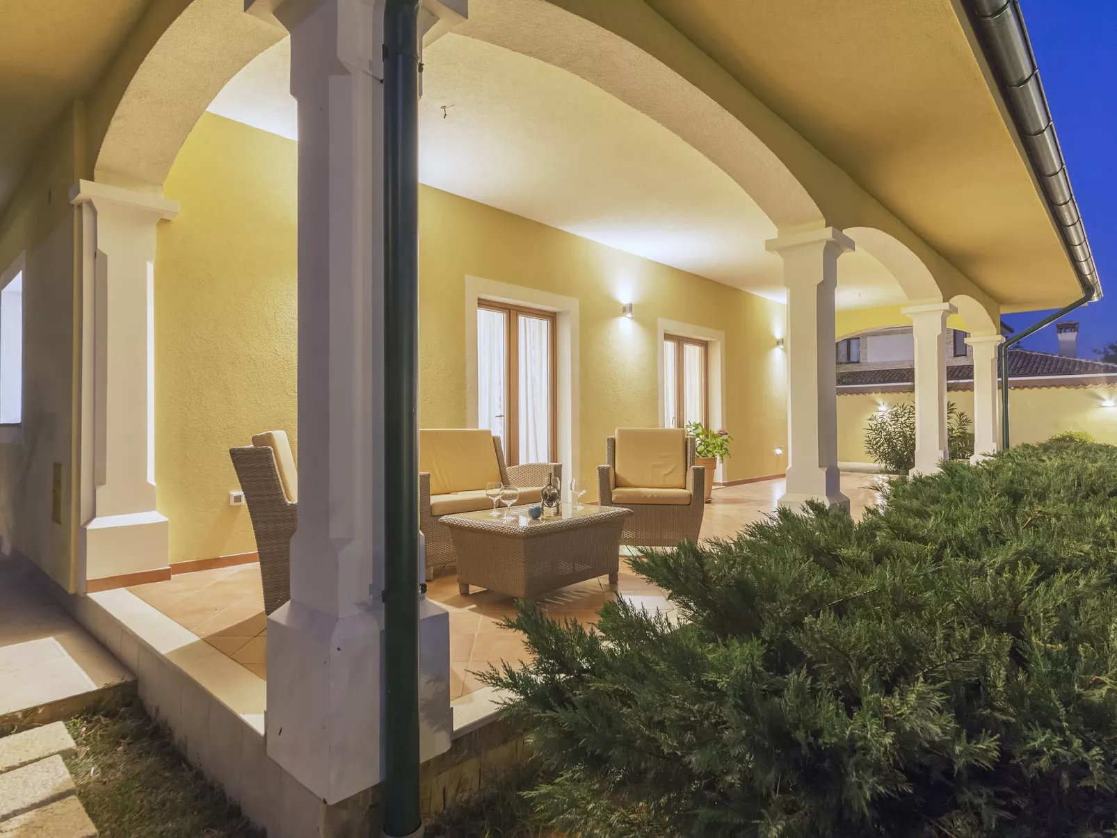Villa Monica - Buiten
