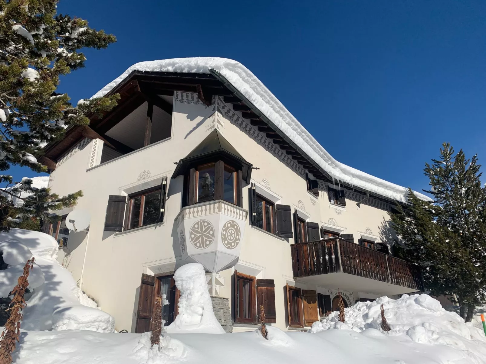 Chasa Tusa, (Scuol).