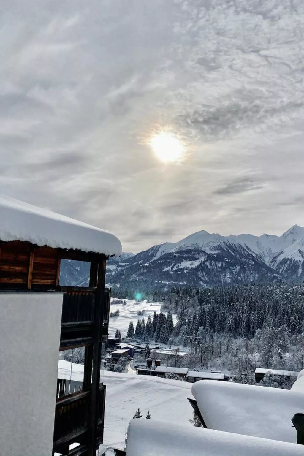 Fewo Cordial im Casa Erizun, (Flims Dorf). 3.5 Zimmer Ferienwohnung mit Bad/WC,