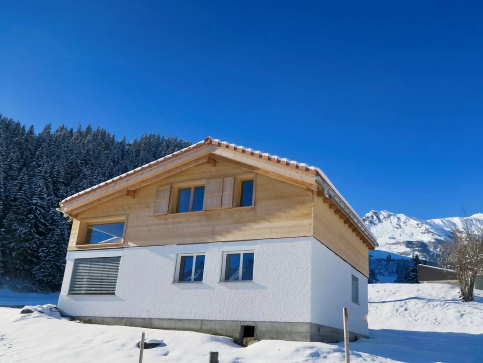 Casa Segnas/Lindt, (Segnas).
