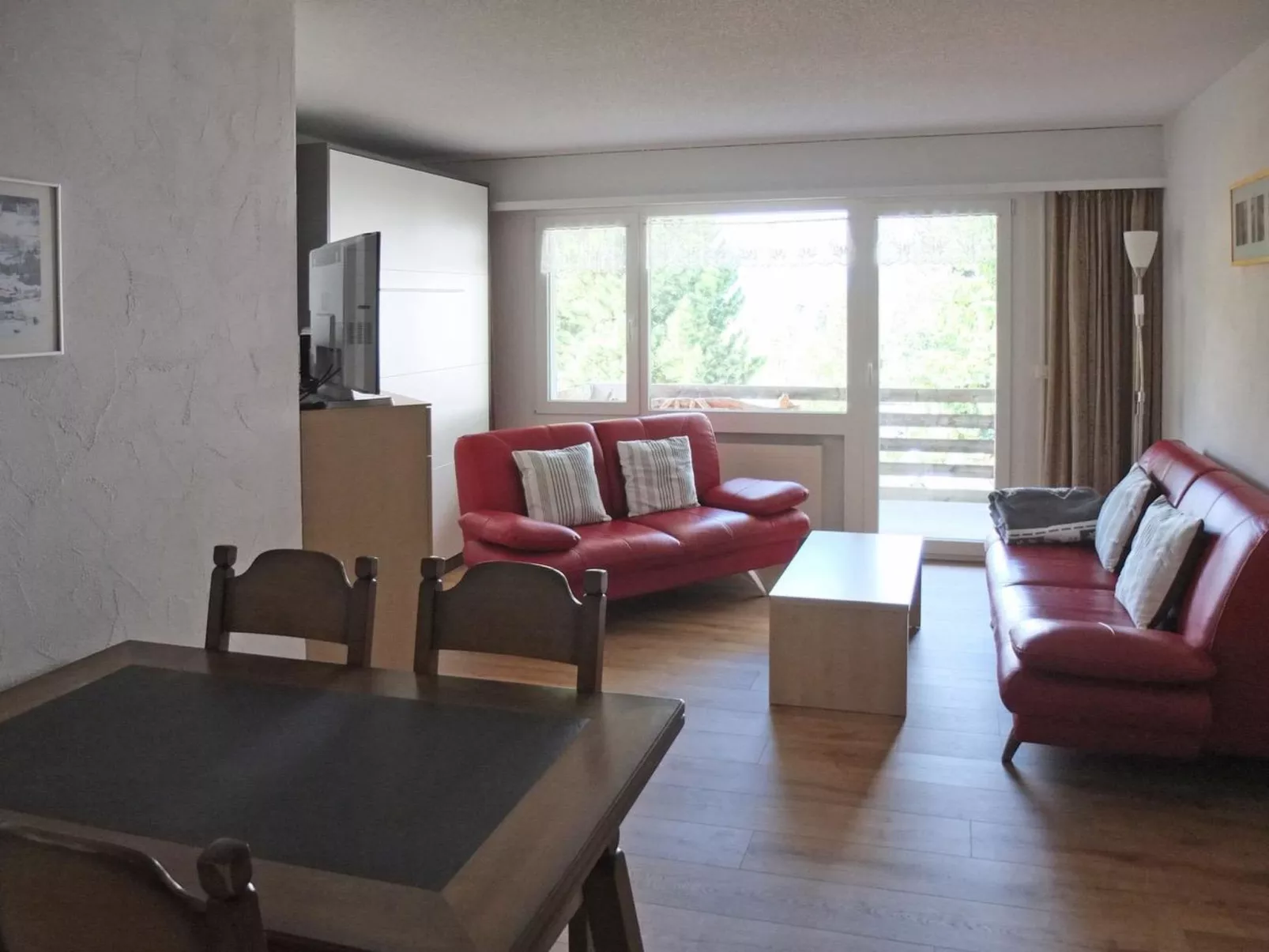 Bergblick 35 2½-Zimmerwohnung