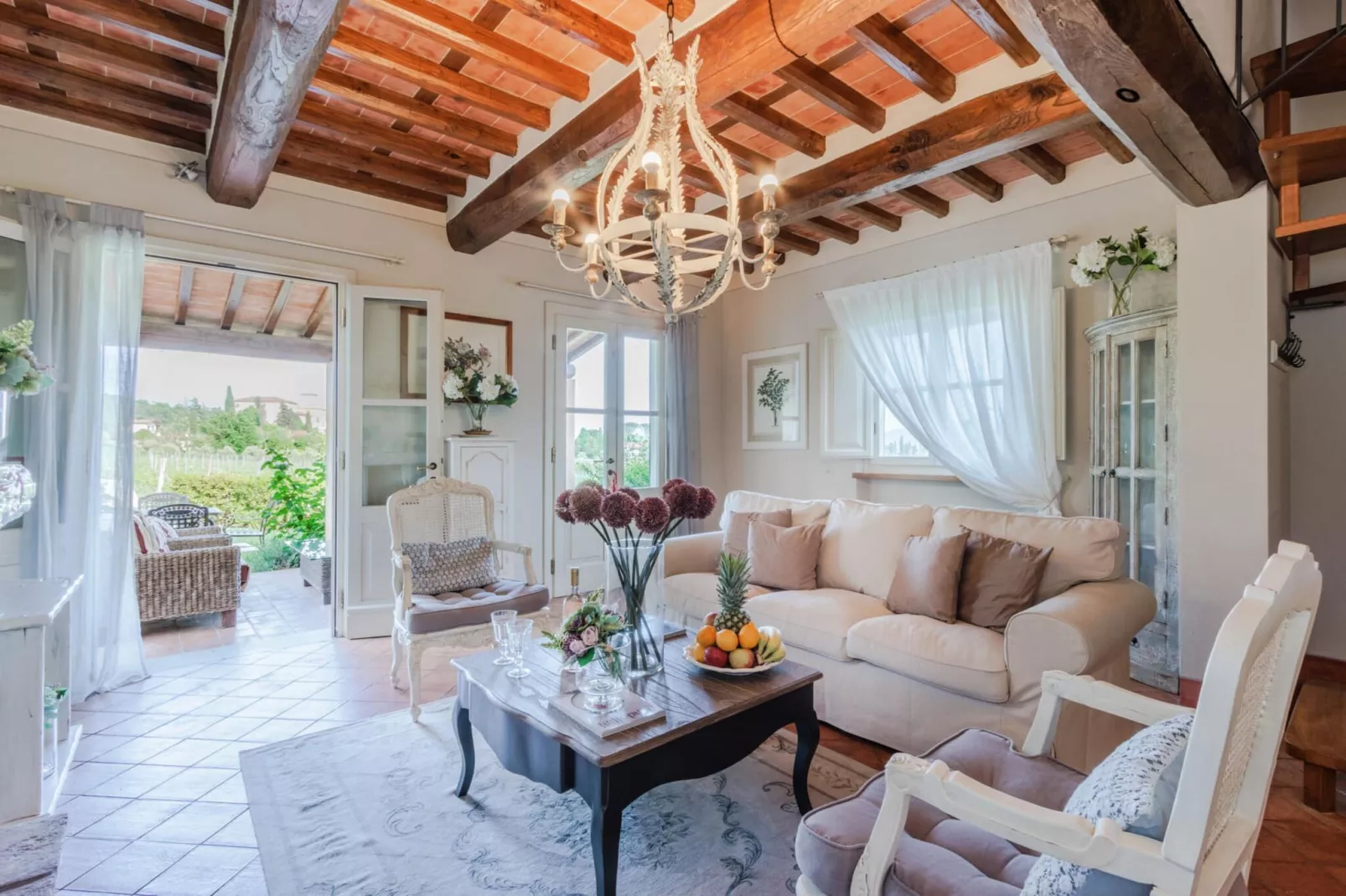 Cicale Farmhouse, 3 bedrooms Farmhouse with Pool