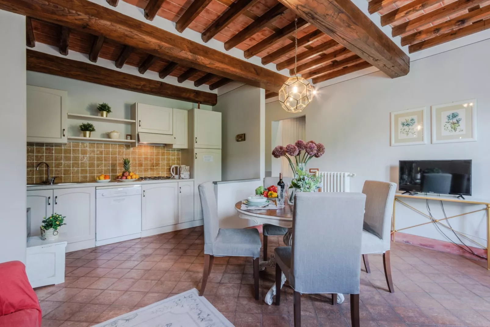 Donato, Farmhouse Apartment with Pool
