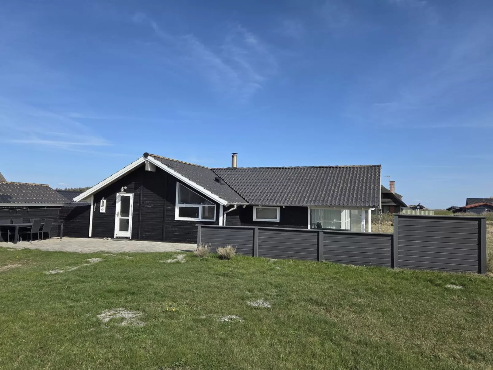 "Bryngeir" - 100m from the sea