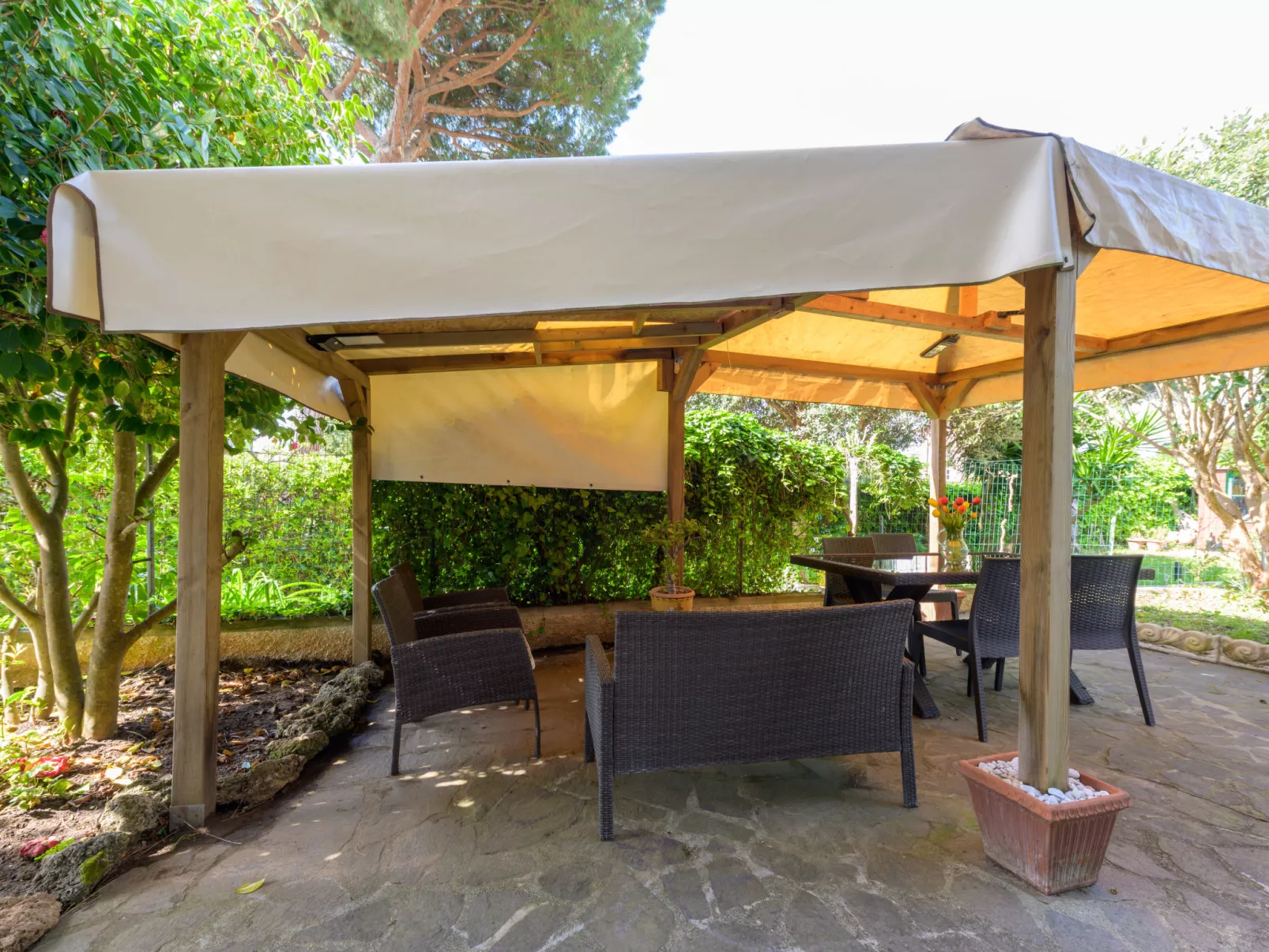Atelier Vella