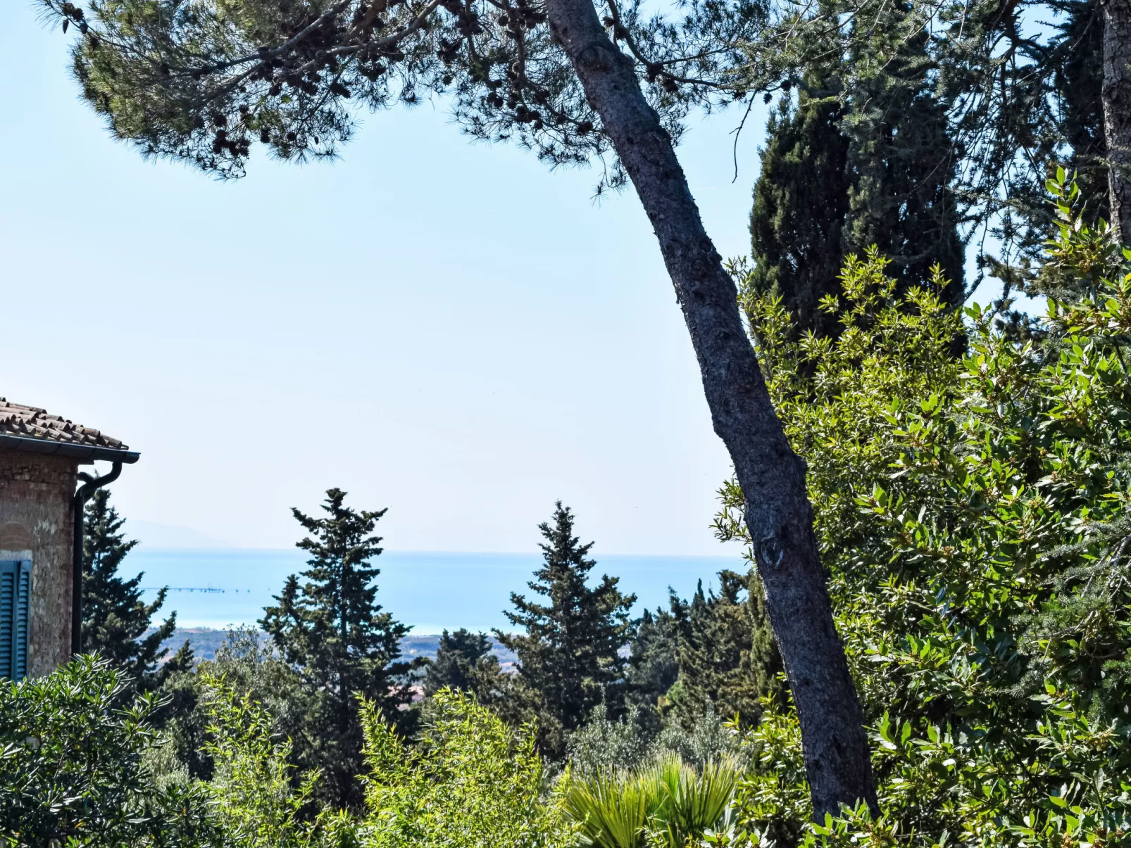 Baia - Buiten