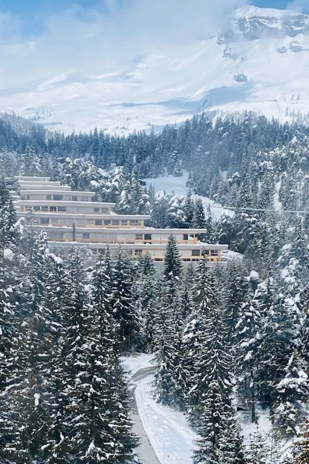 Alp Resort Ski In/Ski Out, (Laax Murschetg). 4.5 Zimmerwohnung