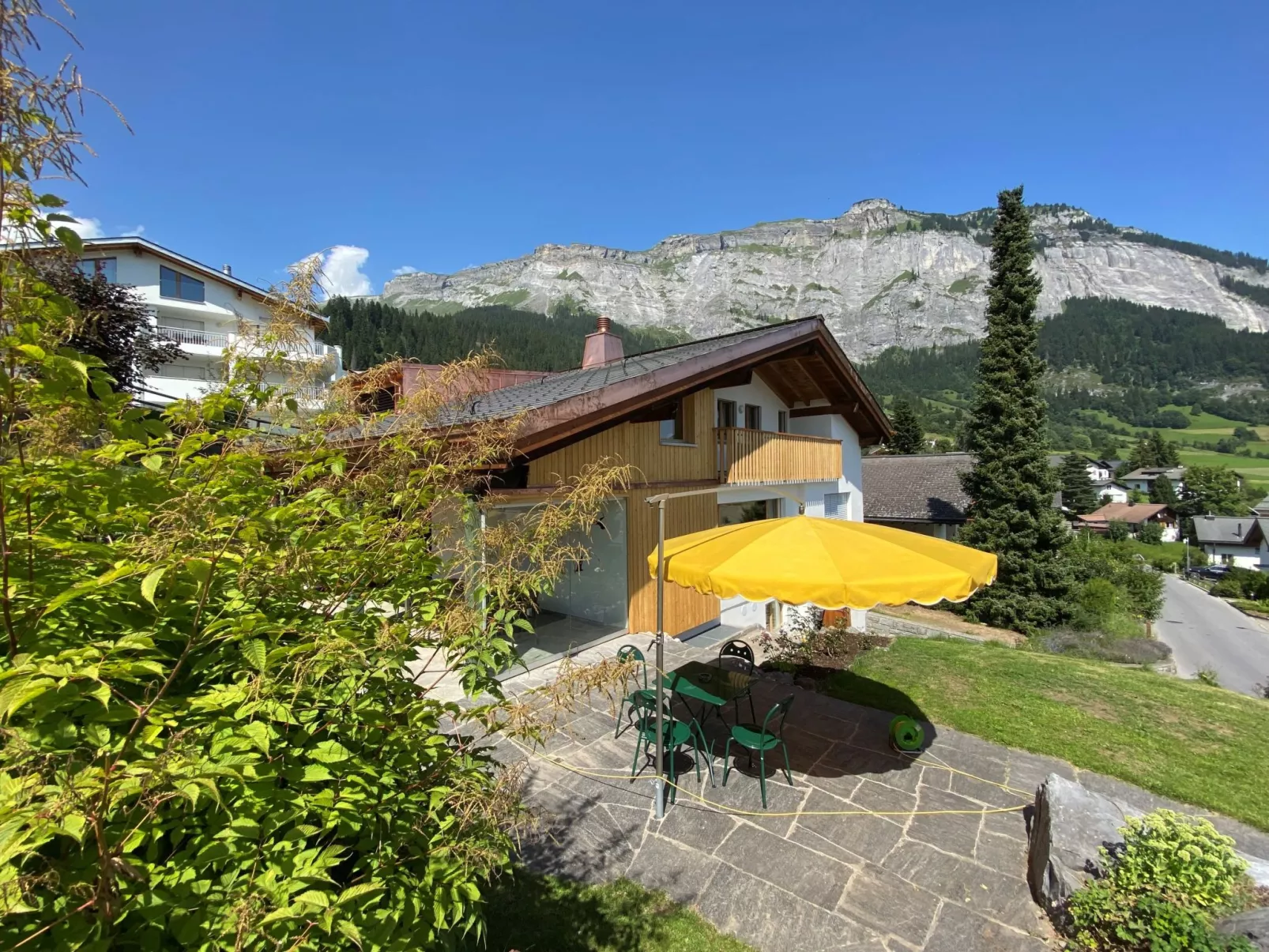 El Cantun, (Flims Dorf). 6-Zimmer Einfamilienhaus