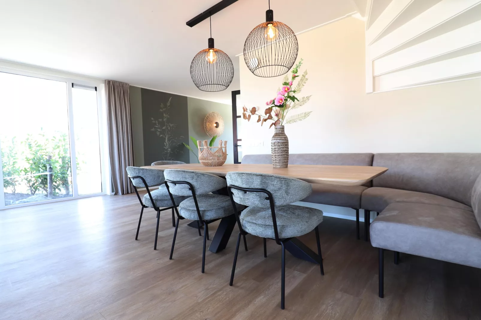 Moderne hoekvilla middenin Friesland