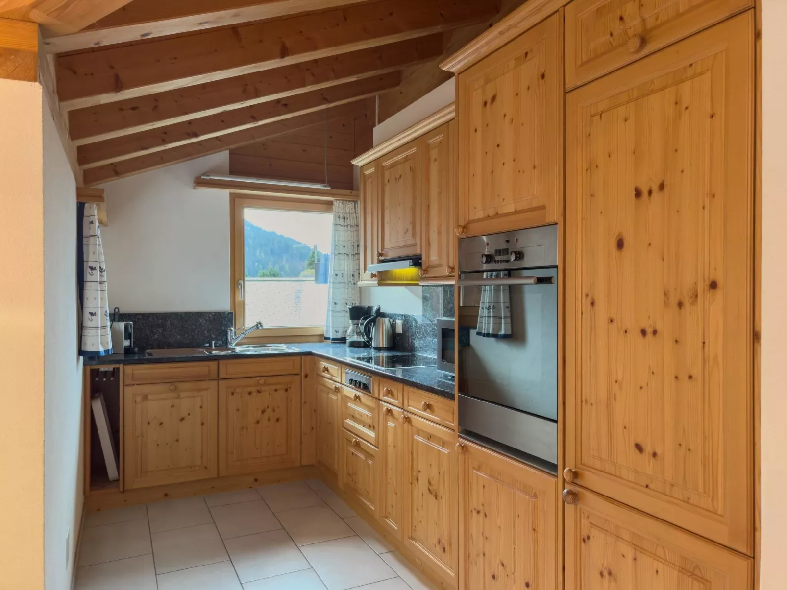 Bergparadies im Laub B5 3½-Zimmerwohnung