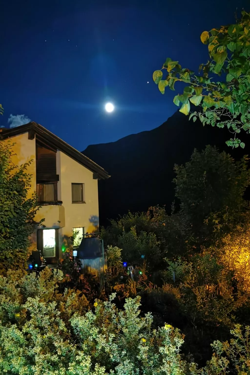 Chasa Ravagl, (Scuol).