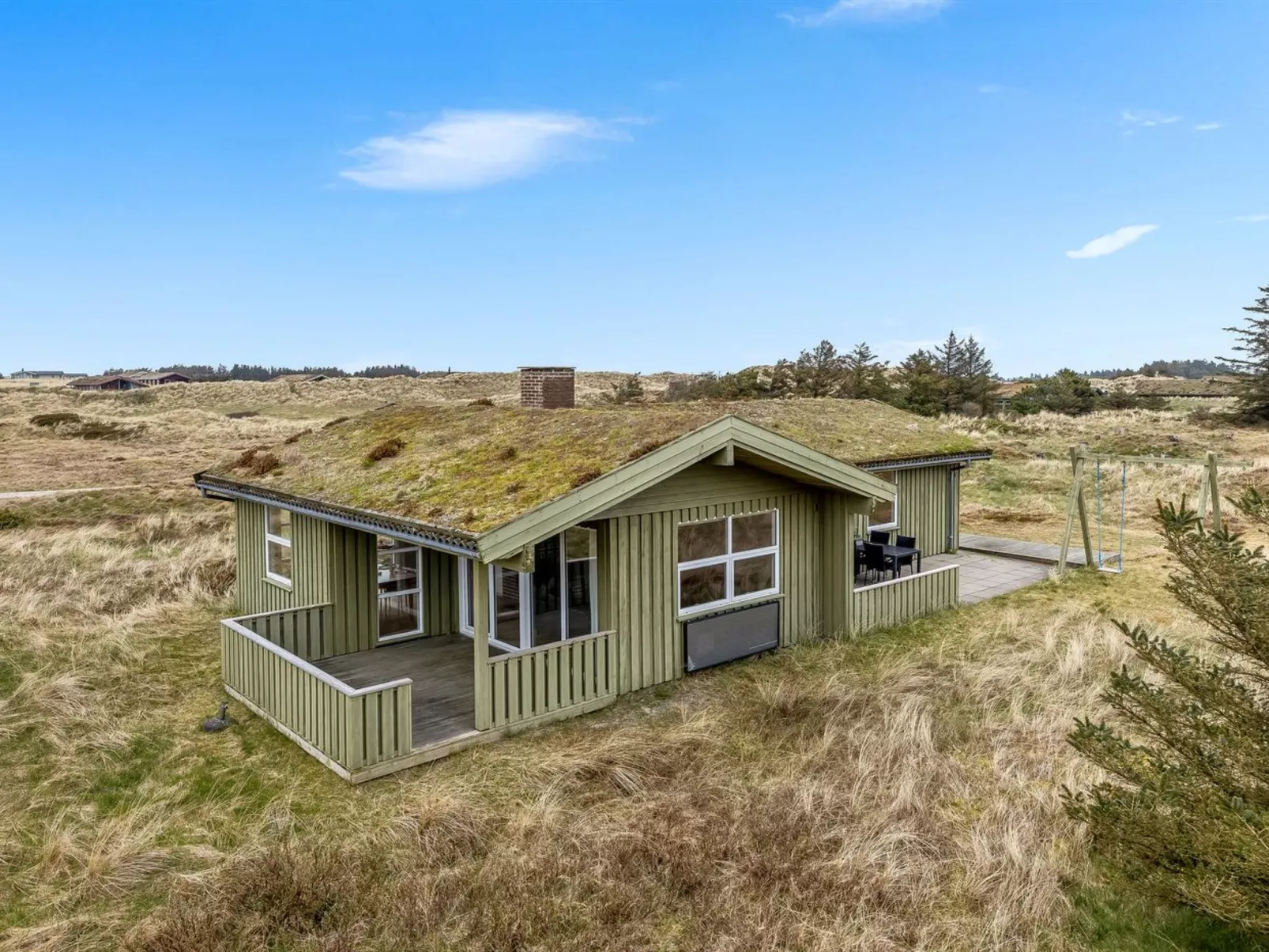 "Sighfrith" - 500m from the sea