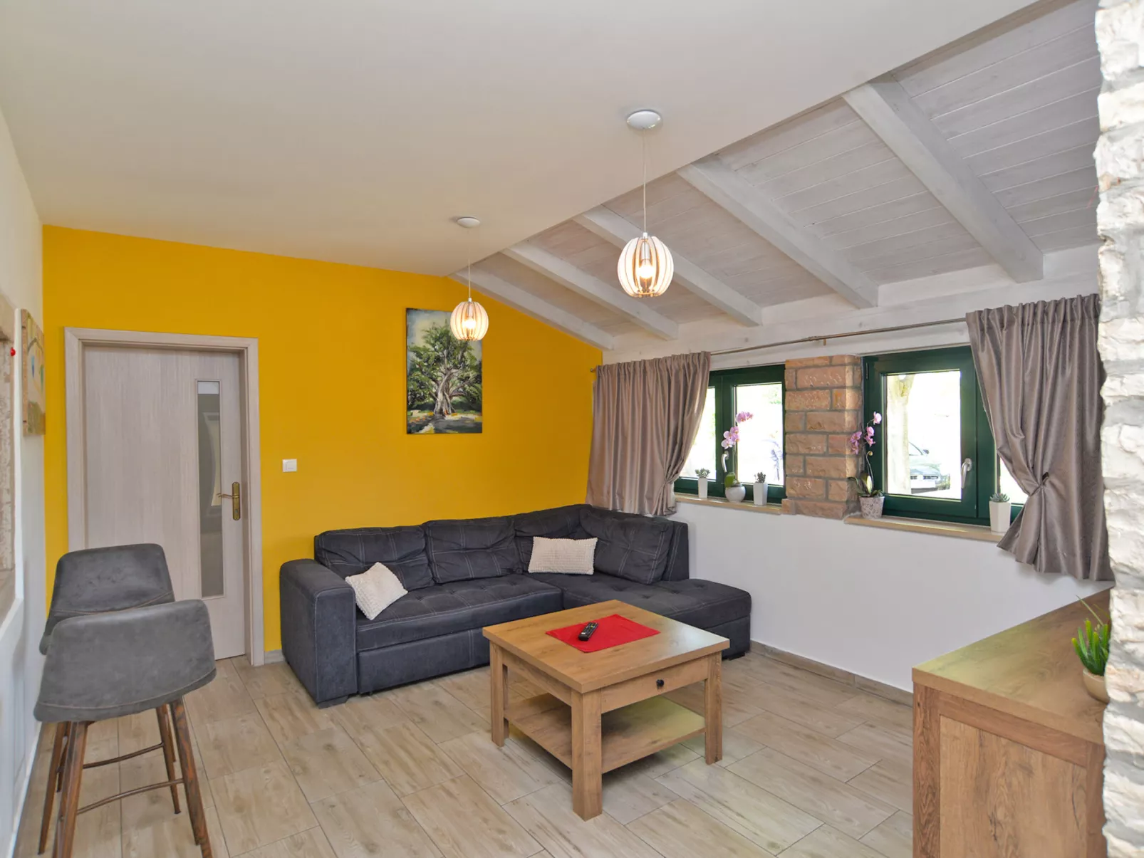 House 2157 - Binnen