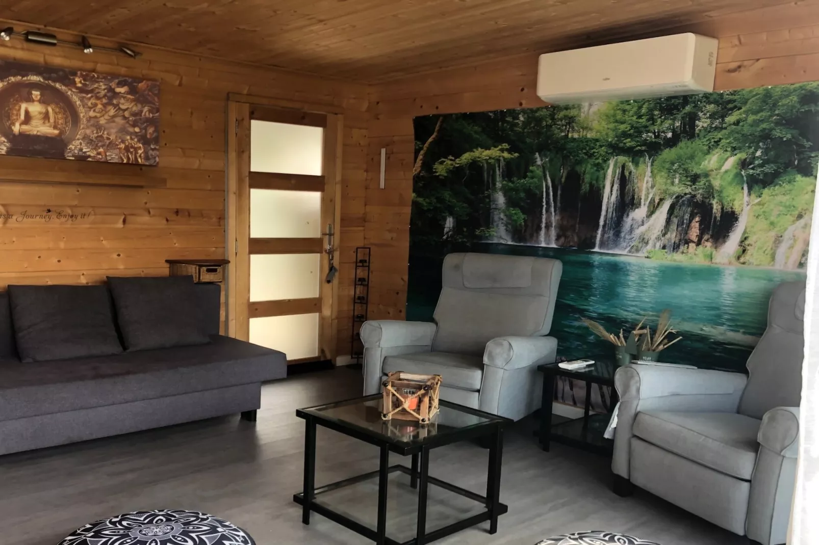 Lumina Enigma Lounge Chalet