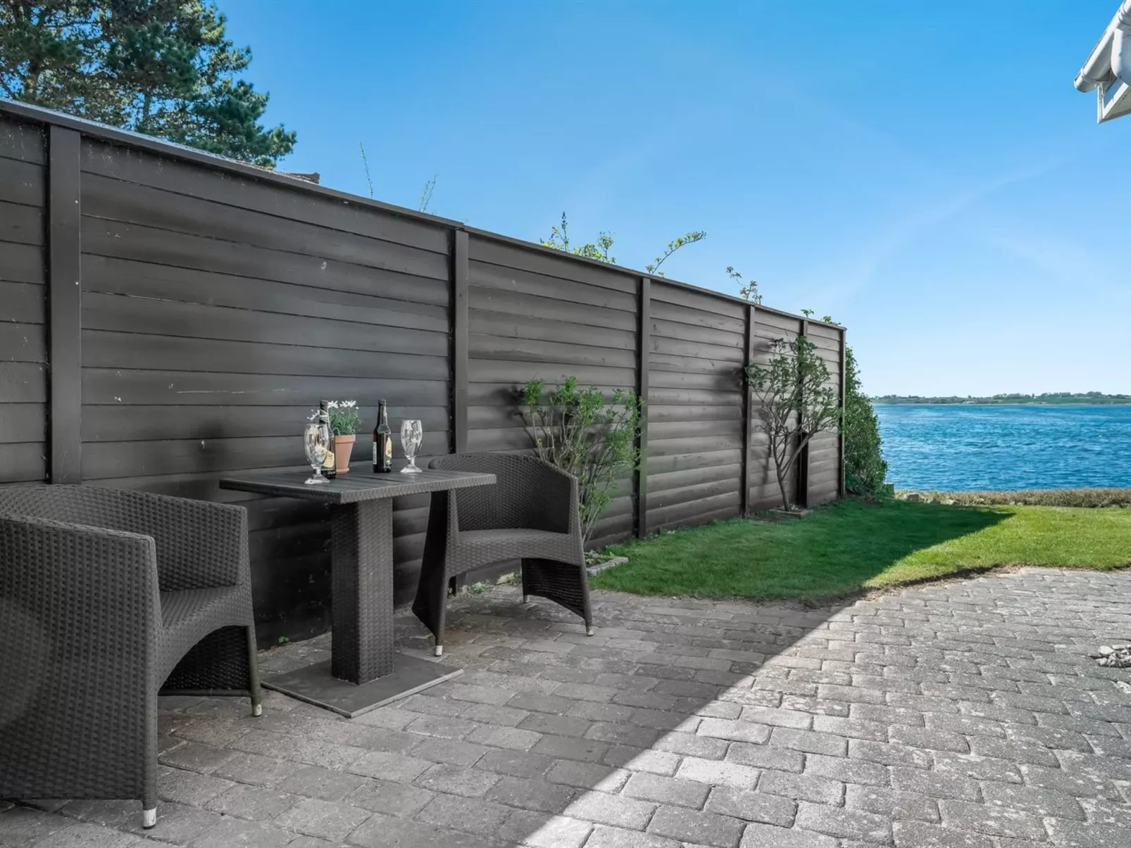 "Stilla" - 150m from the sea - Buiten