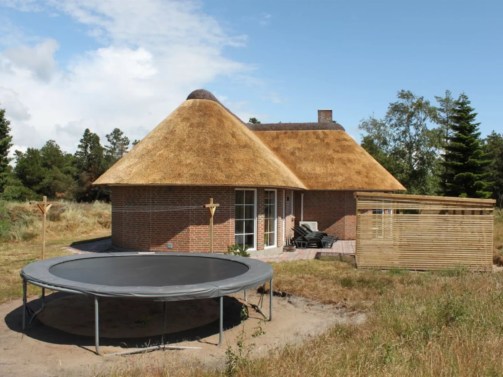 "Ingmund" - 2km from the sea - Buiten
