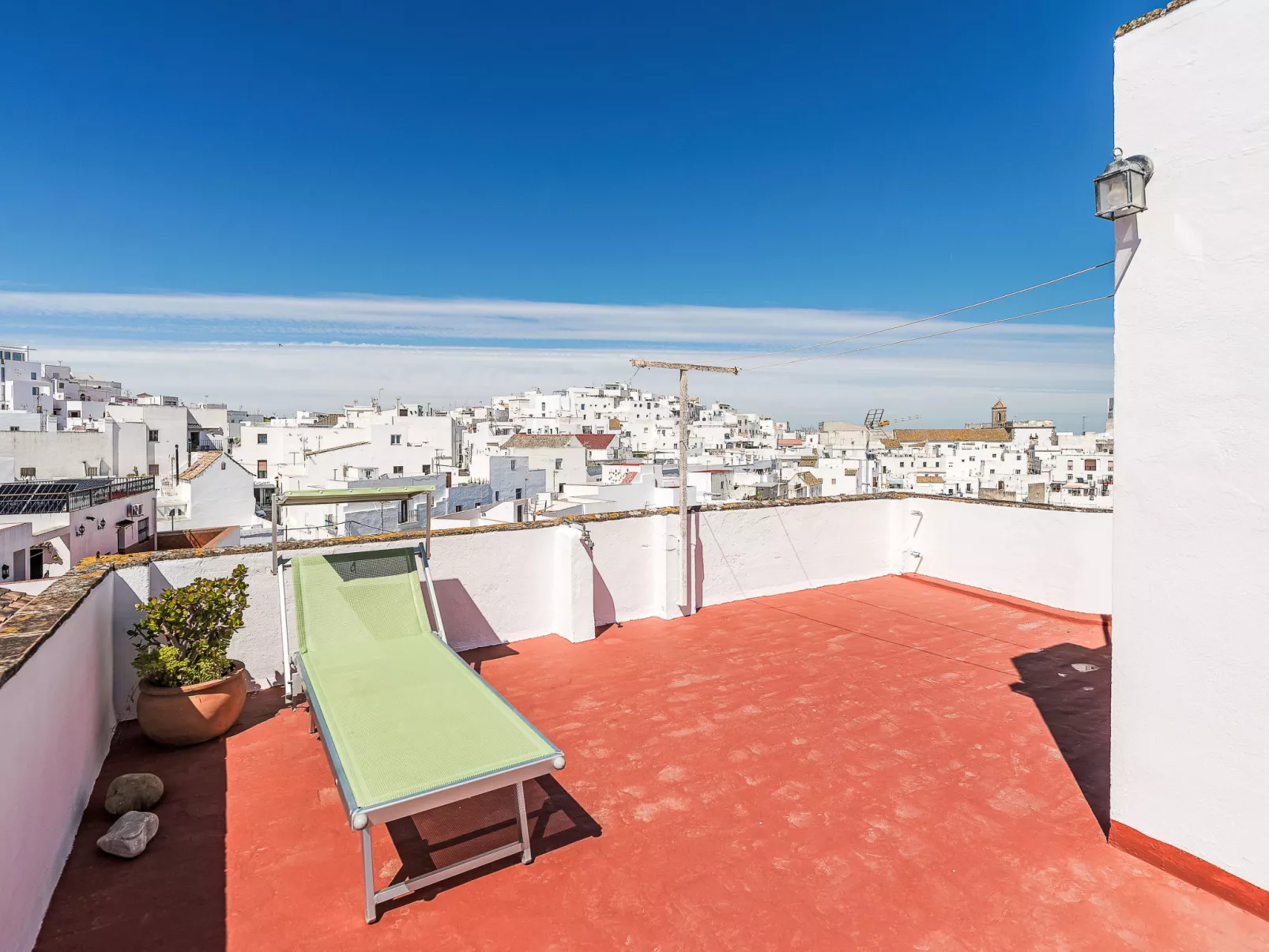 Wohnung mit großer Dachterrasse in Vejer - Buiten