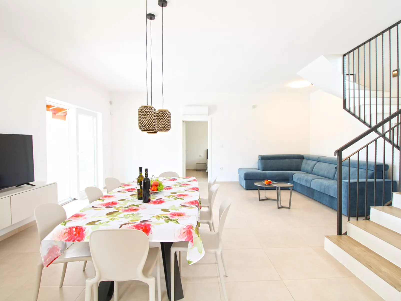 House 2340 - Binnen