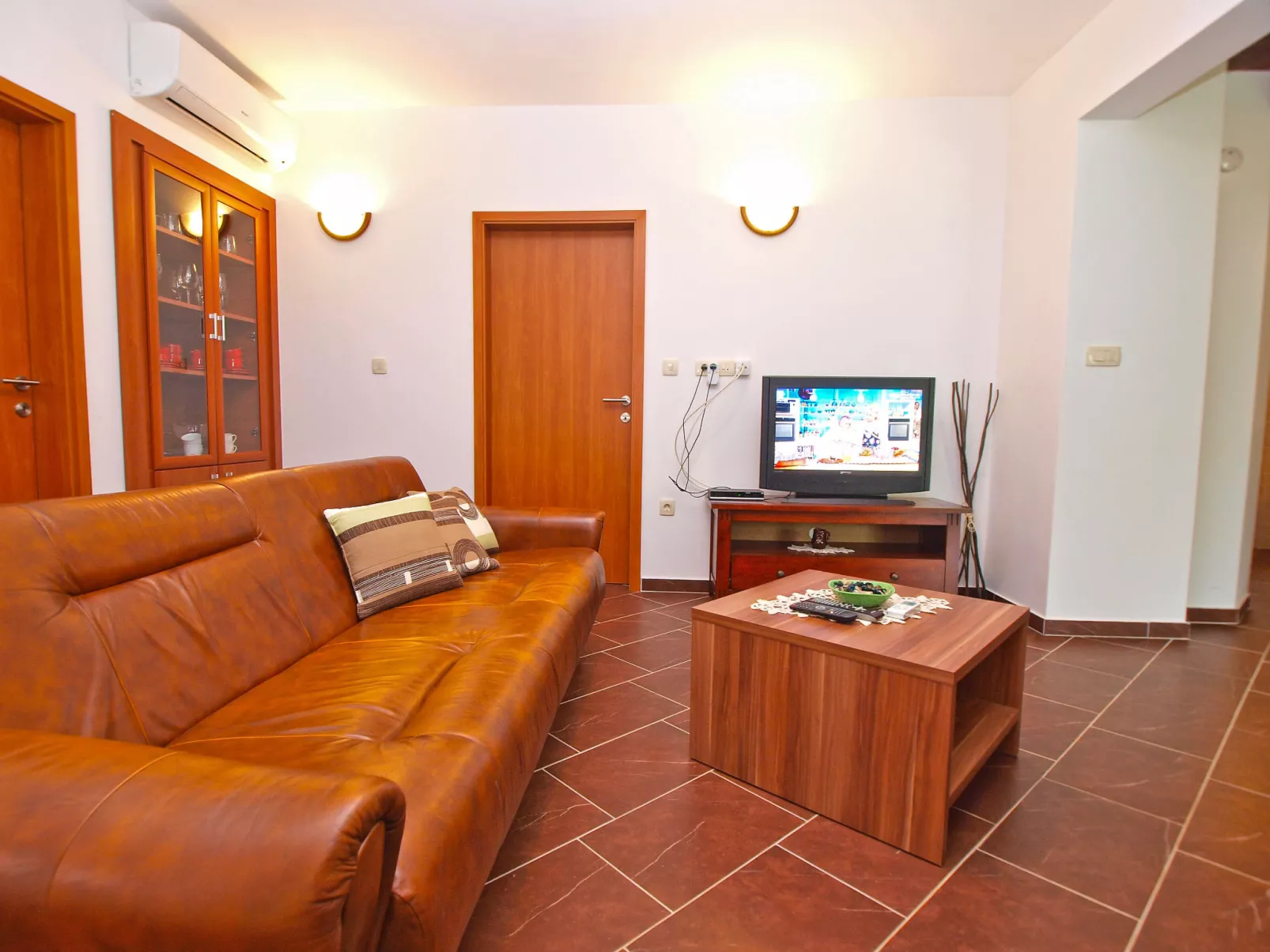 House 1330 - Binnen