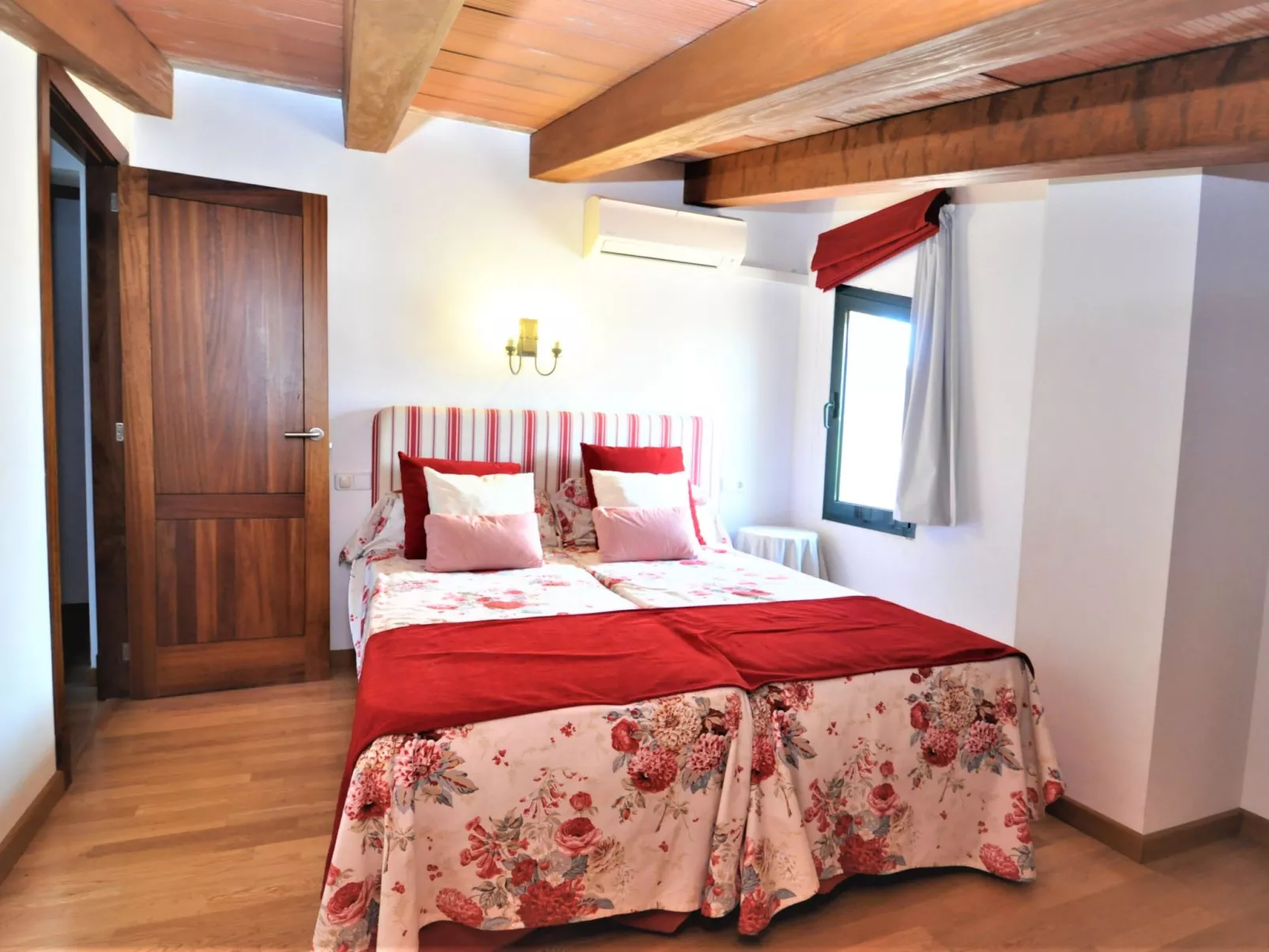 CAS BORRASSOS- Finca con piscina privada a 10 minutos de Palma.. BBQ. Wifi - Wi - Binnen