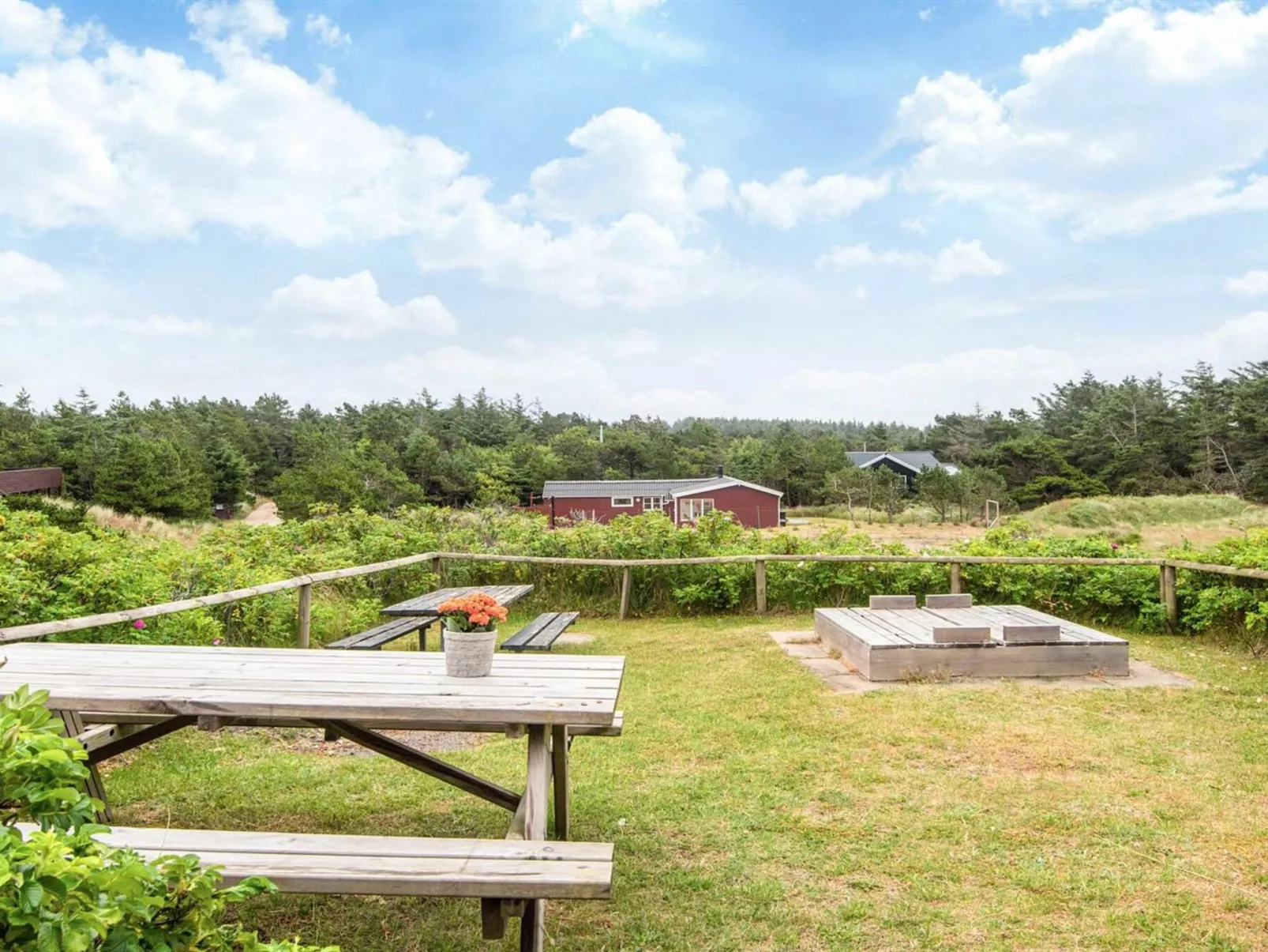 "Gunhilda" - 300m from the sea - Buiten