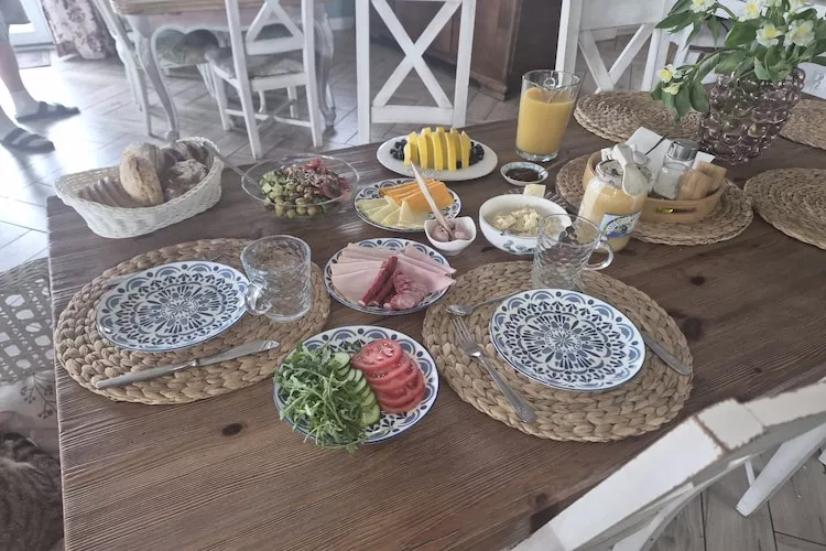 Apartament 2pokojowy z aneksem kuchennym - Eetkamer