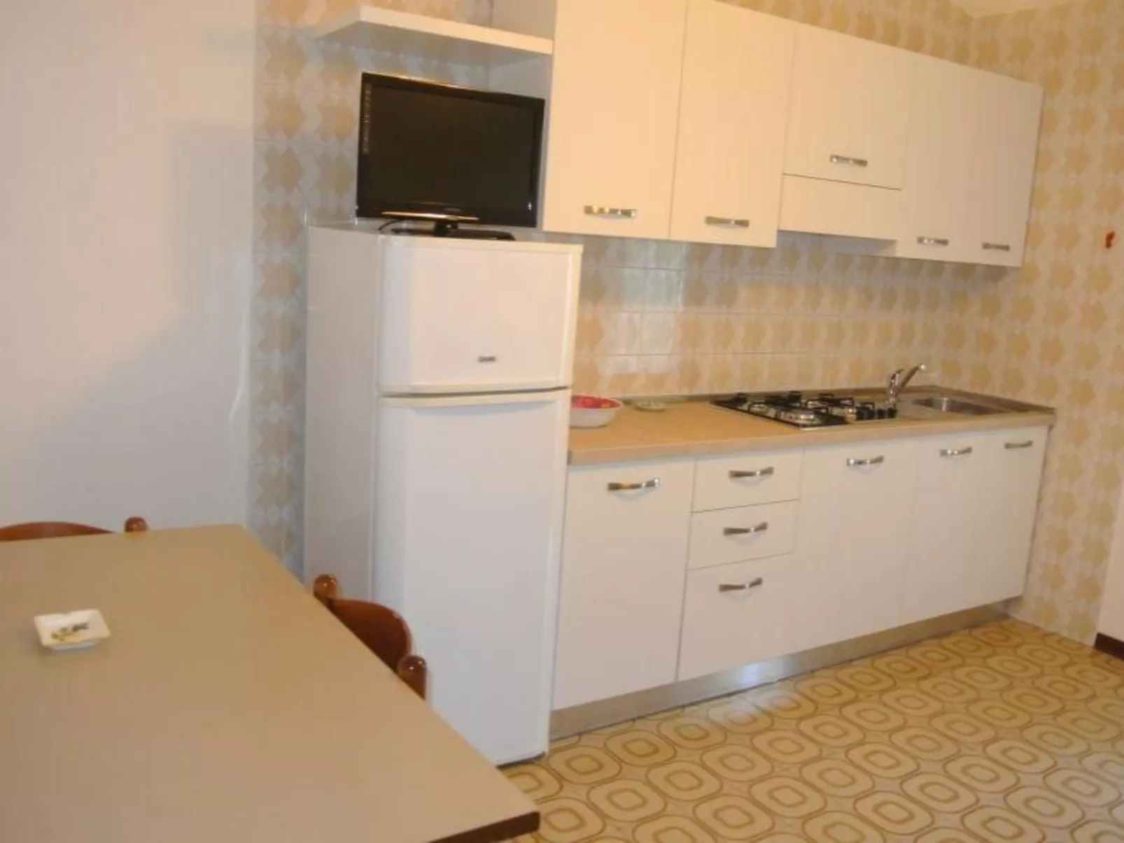 Gemütliche Ferienwohnung Silvia in ruhiger Lage - Binnen