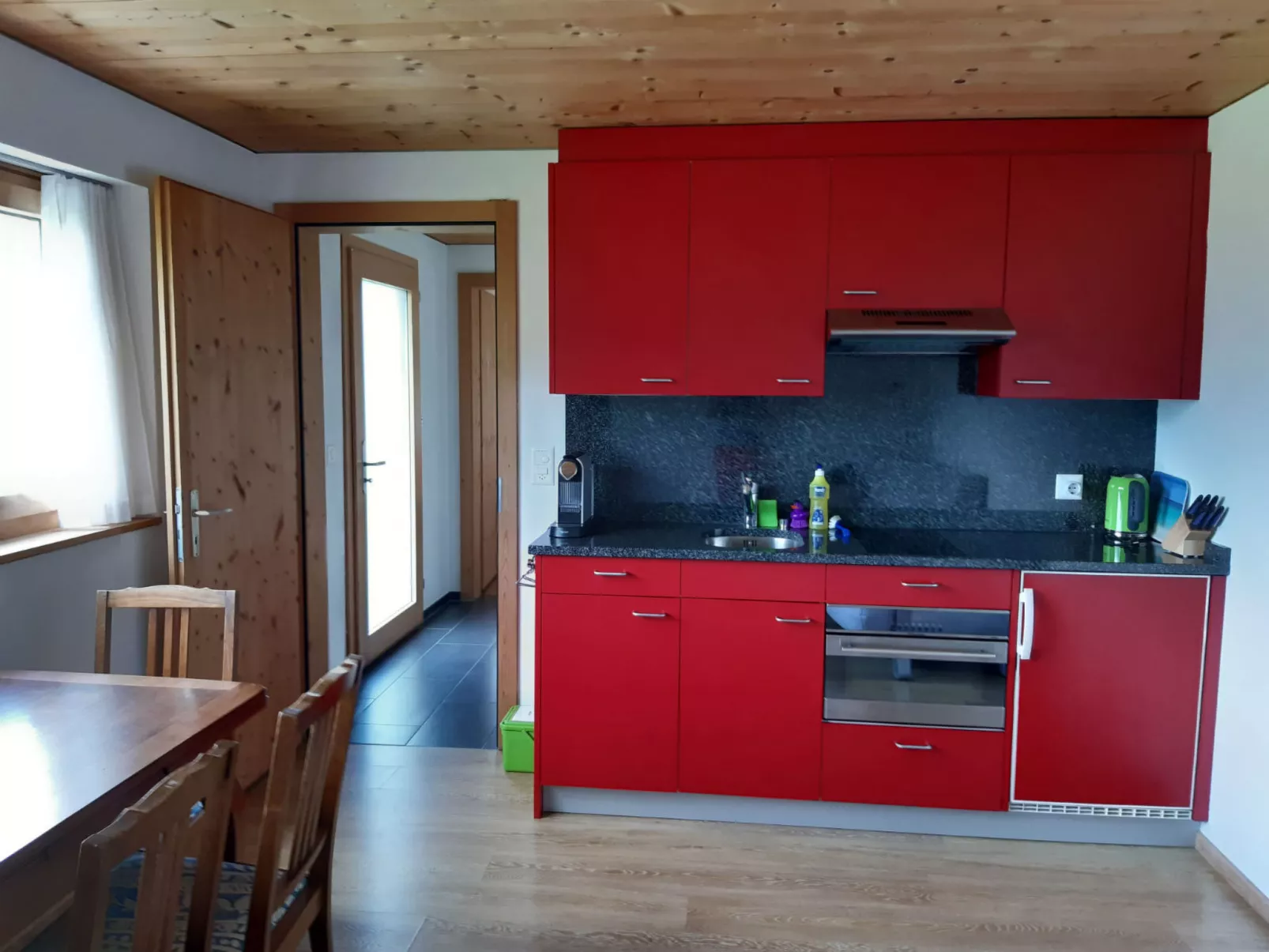 Nisals, Luven, (Luven), 41001B - Binnen