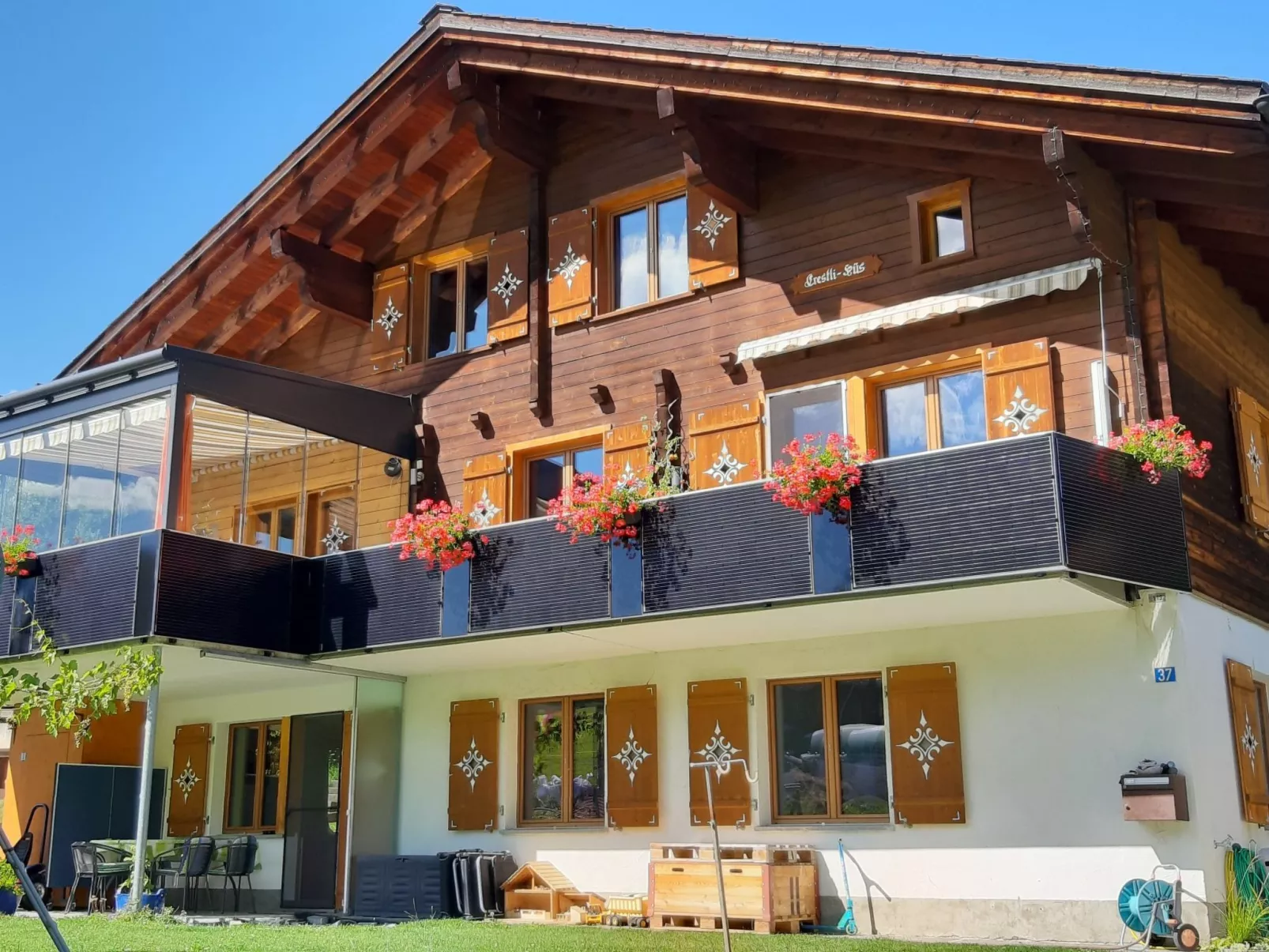 Schweizer, Obersaxen-Affeier, (Obersaxen). - Buiten