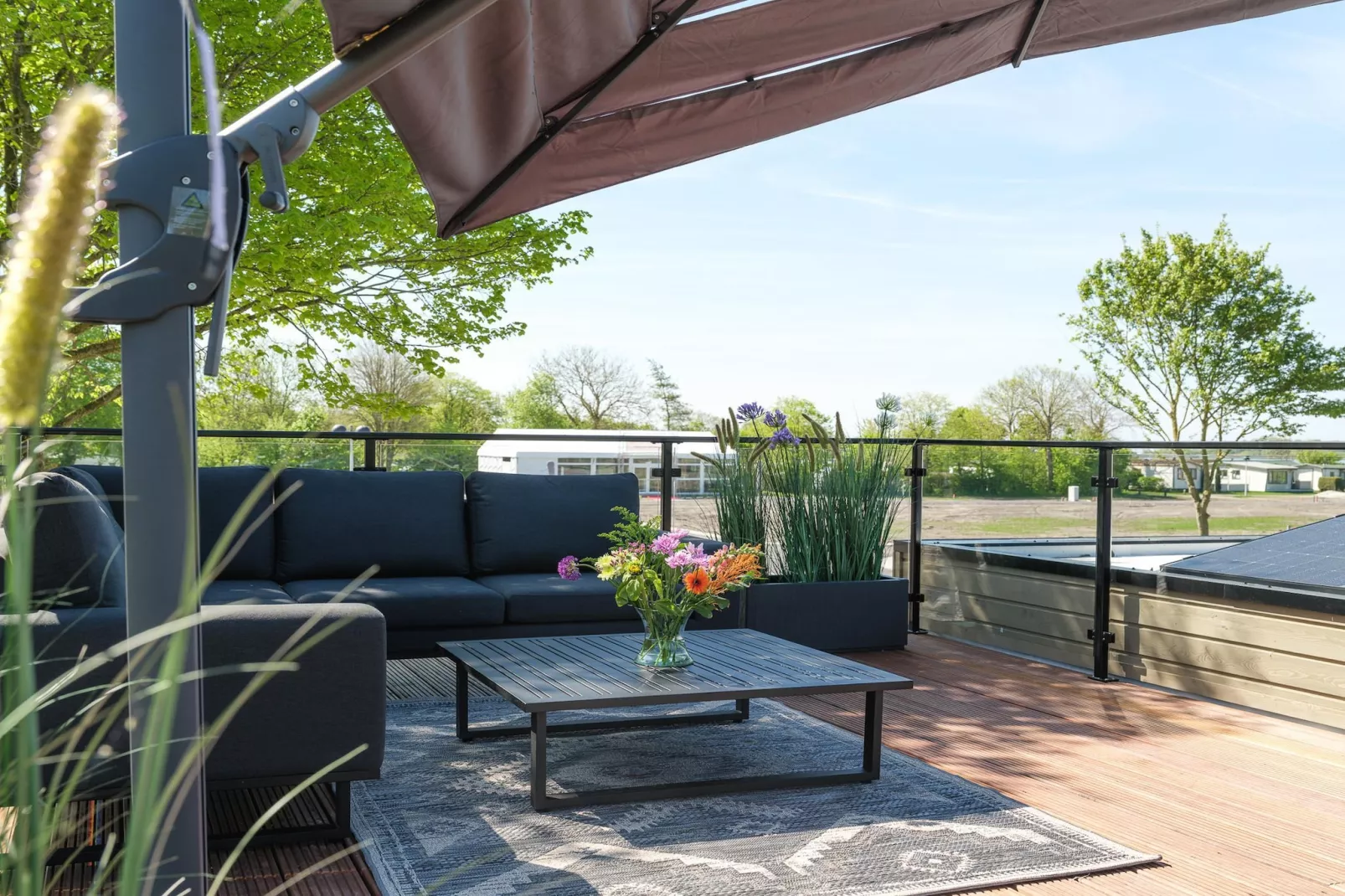 Villa L-Meerzicht | 4 pers. Roof Terrace - Terrasbalkon