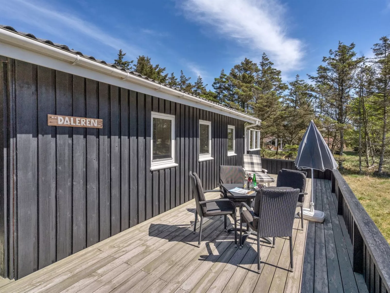 "Melisande" - 950m from the sea - Buiten