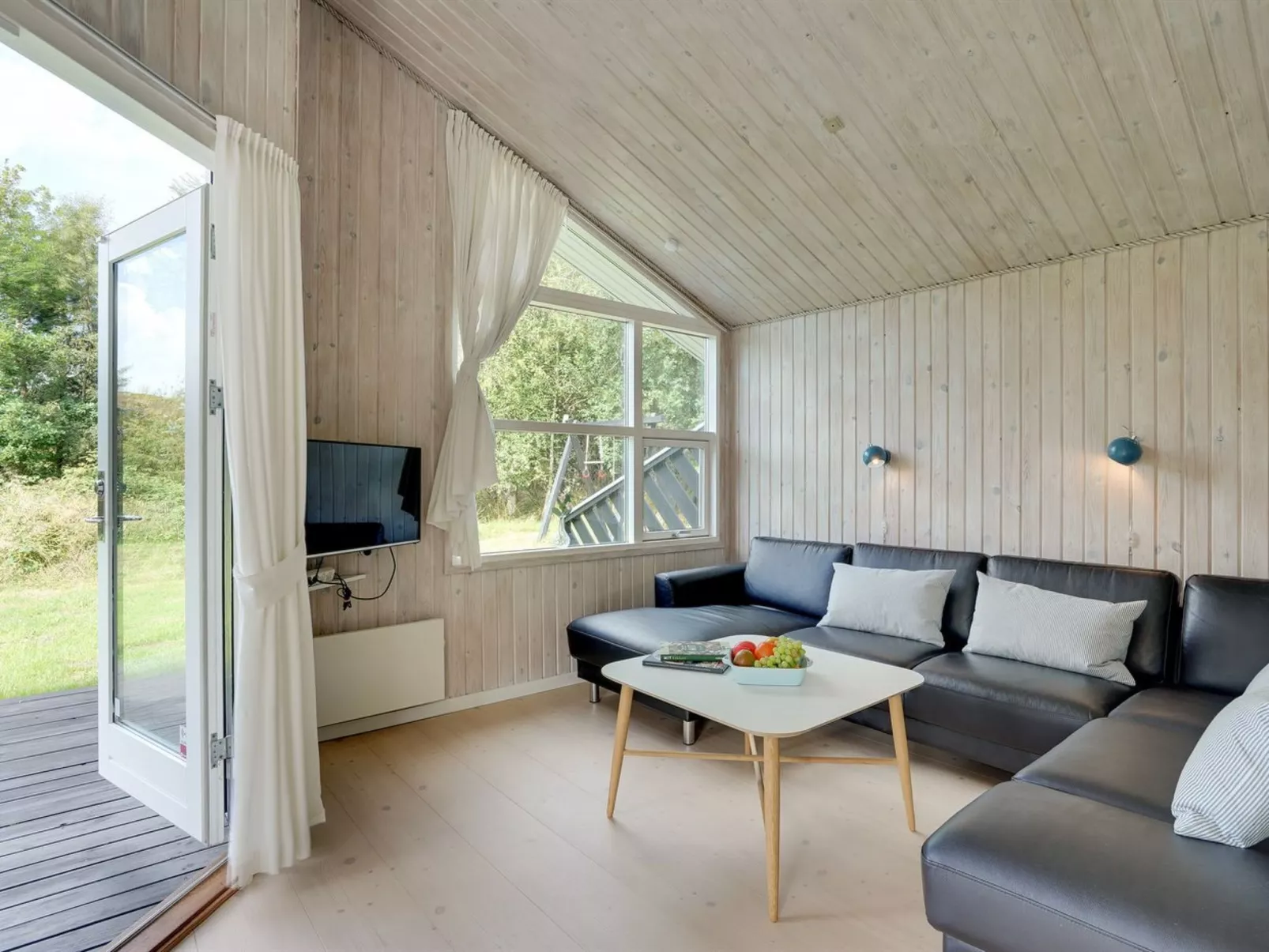 "Hagbard" - 2.6km from the sea - Binnen