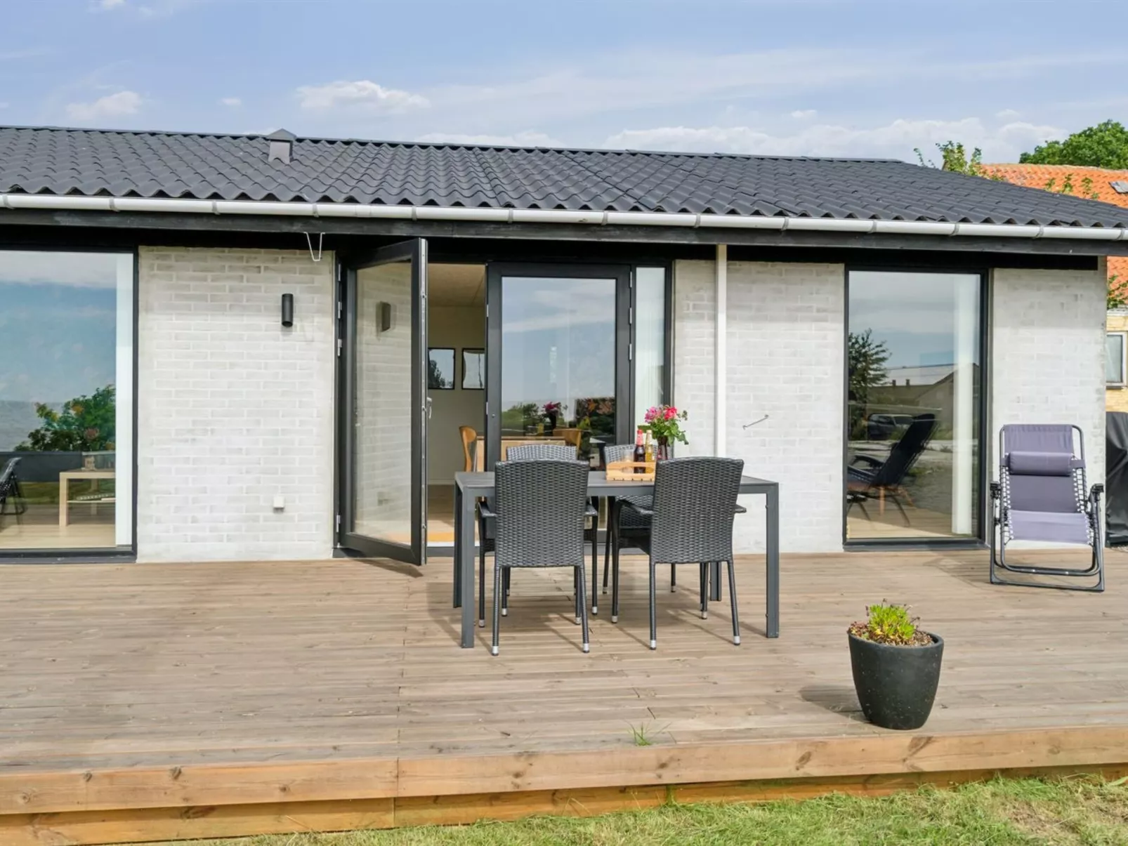 "Rico" - 50m from the sea - Buiten