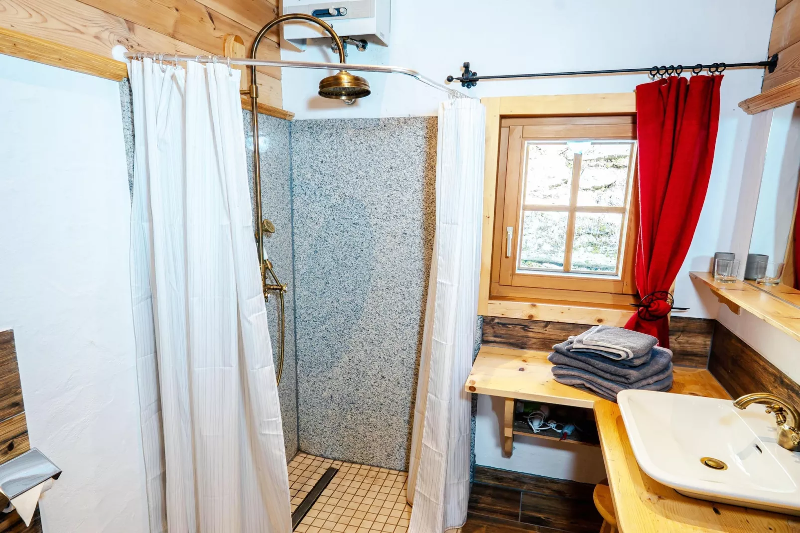 Edelweisshütte - Badkamer