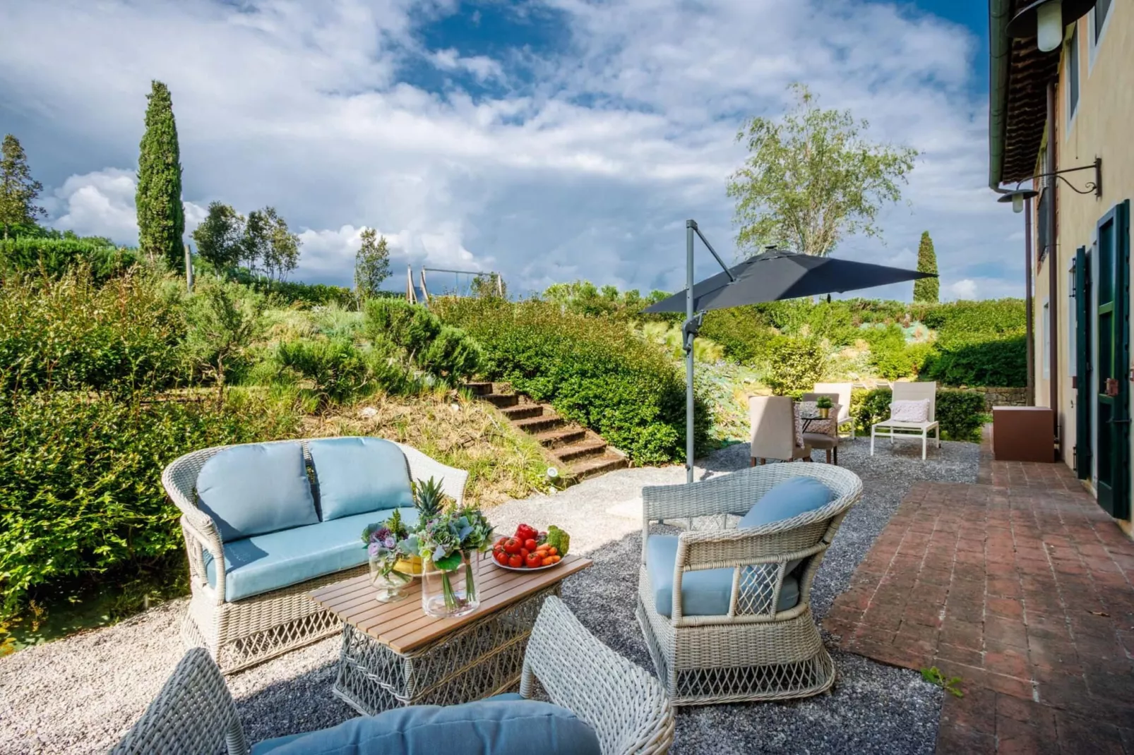 Donato, Farmhouse Apartment with Pool - Terrasbalkon