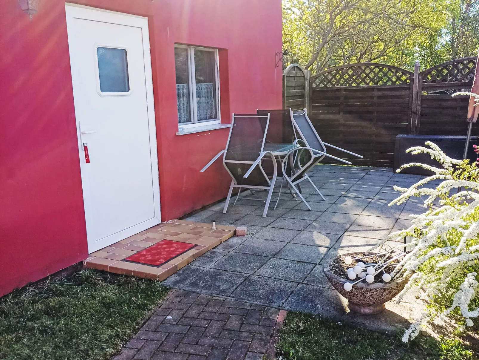 Appartement mit Terrasse - Buiten