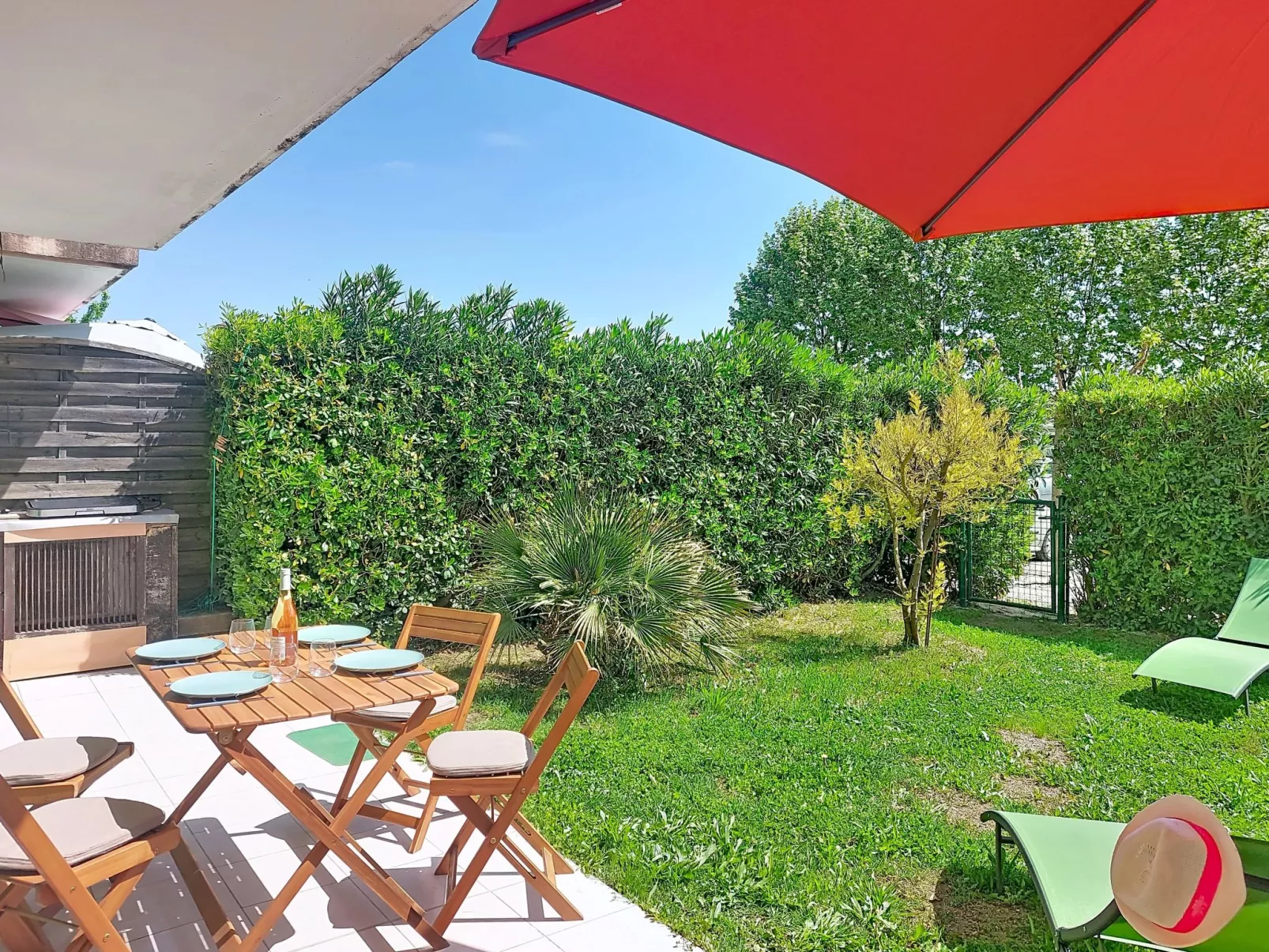 Les Bastides - Buiten