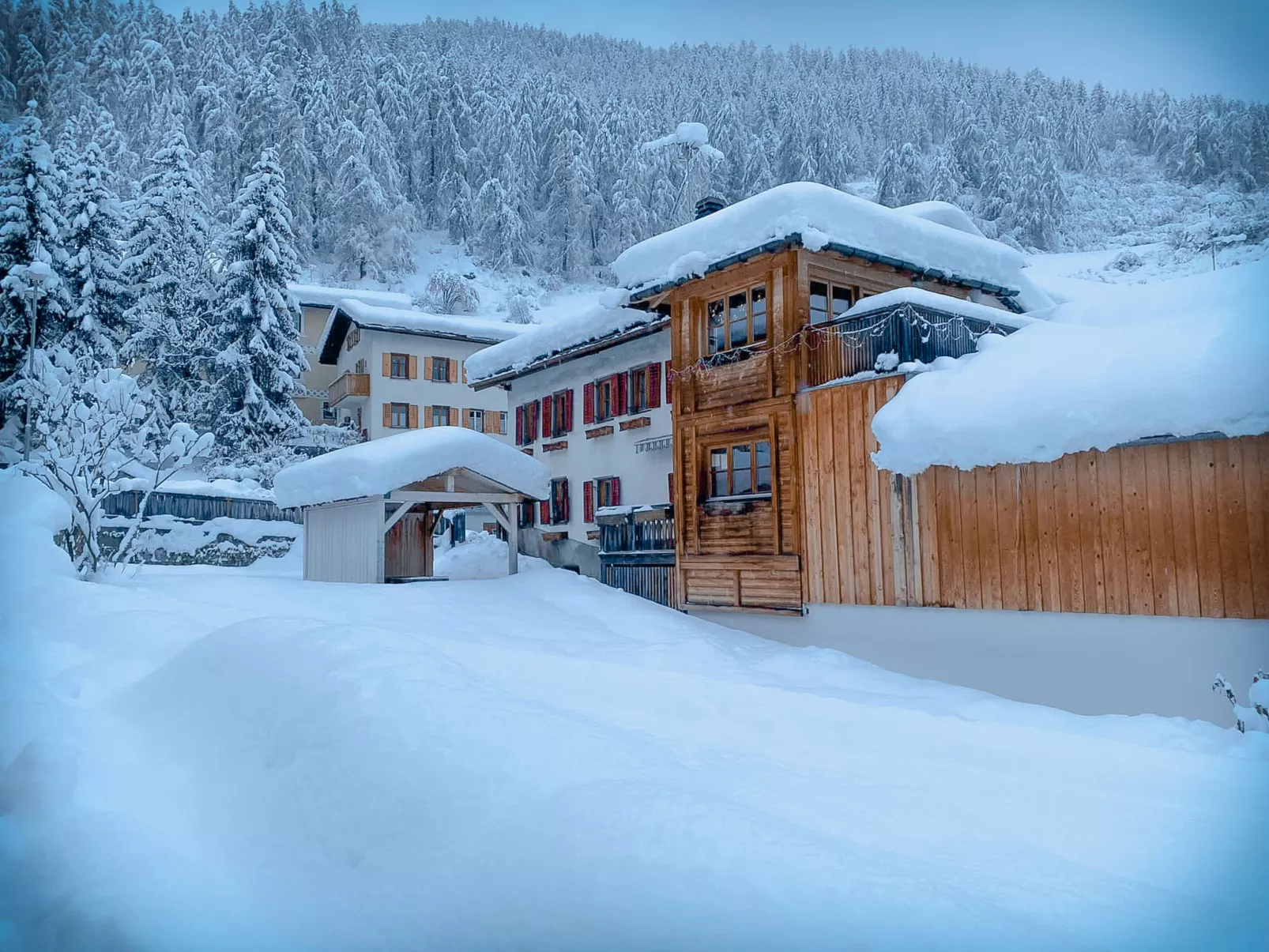 Chasa Allegra, (Müstair). - Buiten